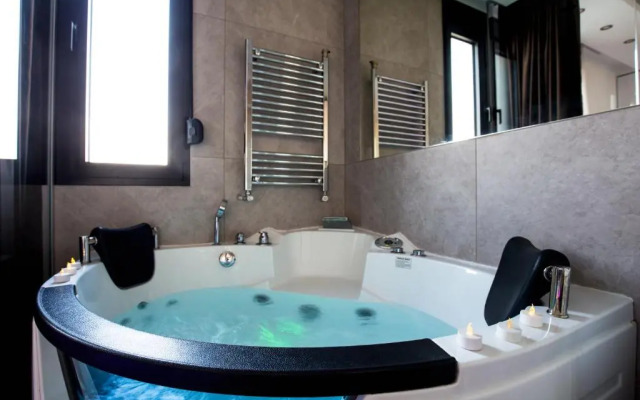 Luxury Boutique City Center Apartments