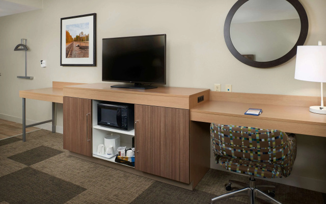 Hampton Inn & Suites Rogers