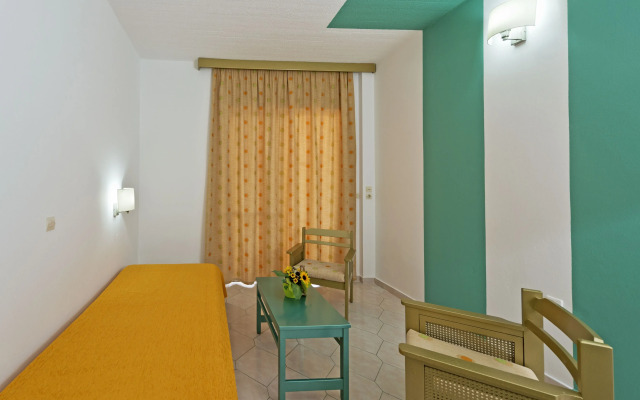 Trianta Hotel Apartments