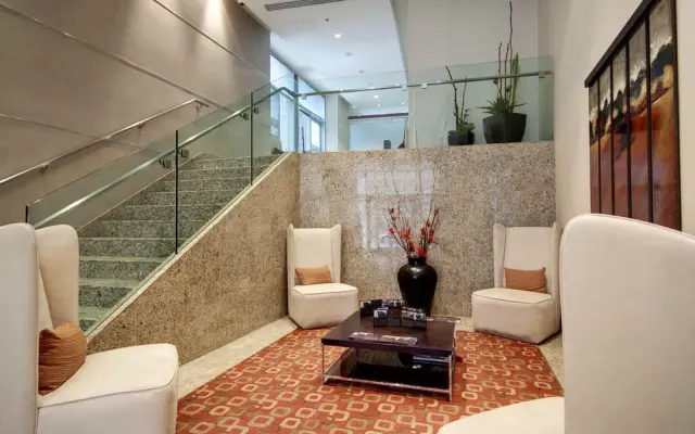2 Floor Mezzanine Condo Near Convention Center