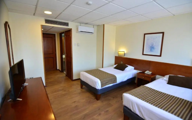 Tur Hotel Santiago