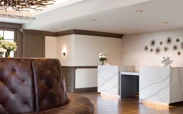 River Terrace Inn