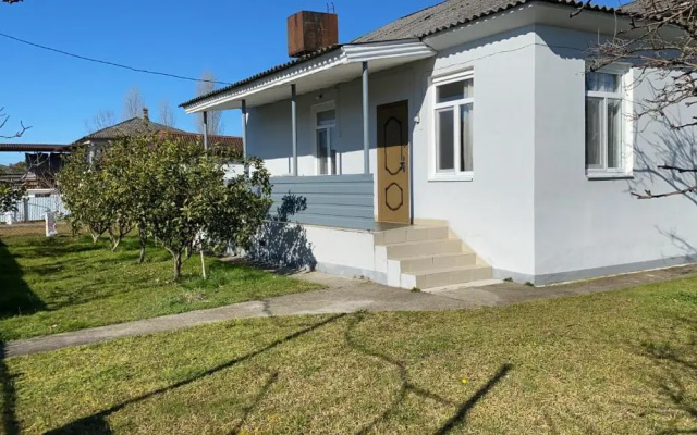 Amza Guest House