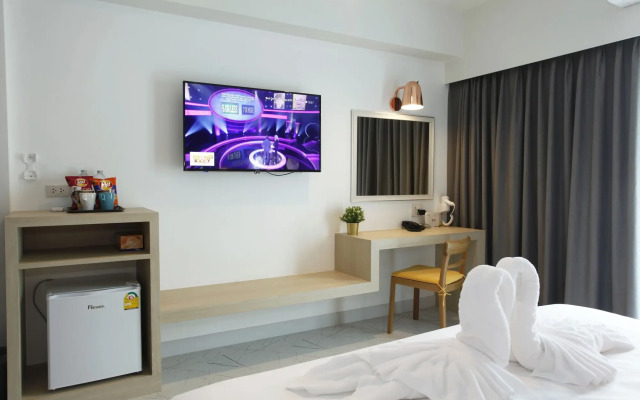 Port Canary Hotel
