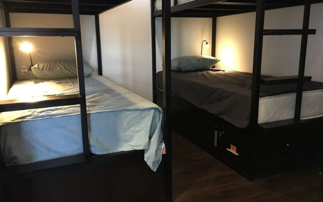 Penthouse Hostel & Spa