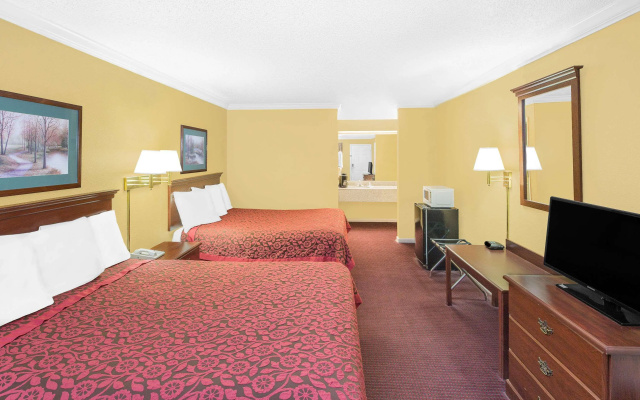 Days Inn North Little Rock East