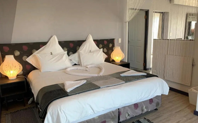 Farr Out Guesthouse