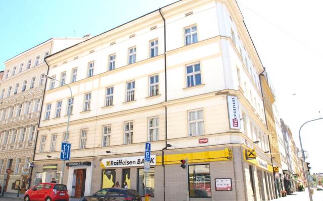 Апартаменты City Center Prague Apartments вид на фасад