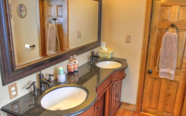 MoonStone Bed and Breakfast