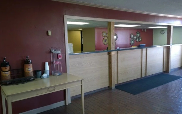 Sunset Inn - Goodland