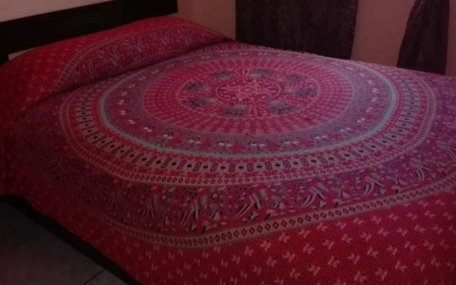 Charly's Place Hotel