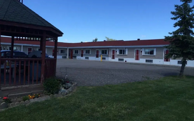 Shelburne Motel