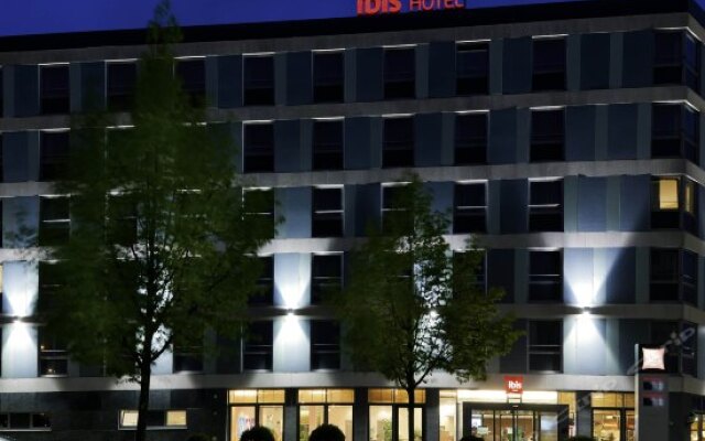 Отель Novotel Suites Hannover вид на фасад