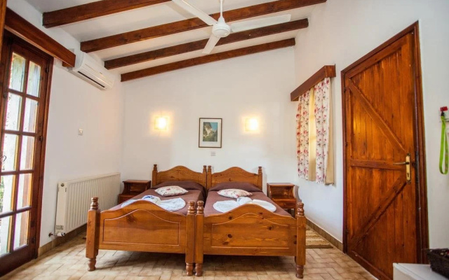 Vasilias Nikoklis Inn