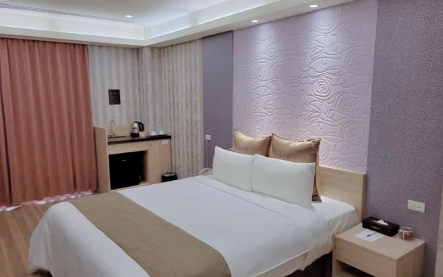 Golden Sands Motel