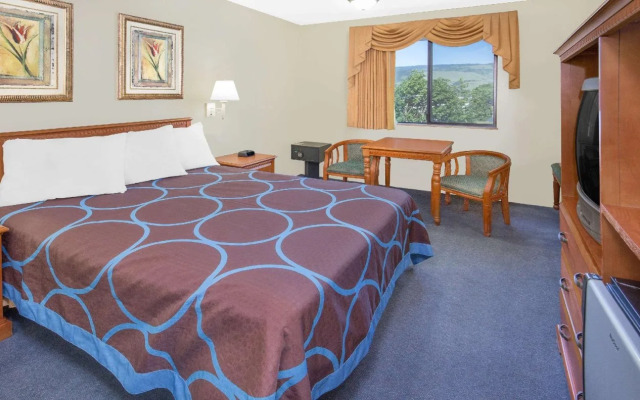 Super 8 by Wyndham Ashland