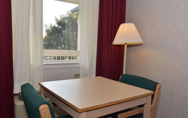 Econo Lodge San Antonio South