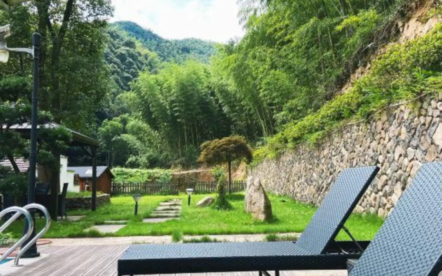 Yinxian Shanju Hotel