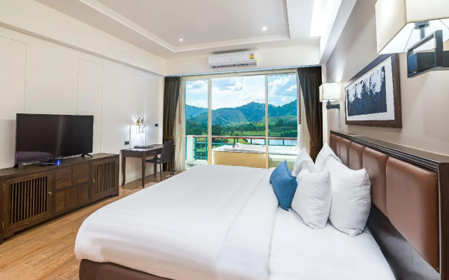 Katathong Golf Resort & Spa
