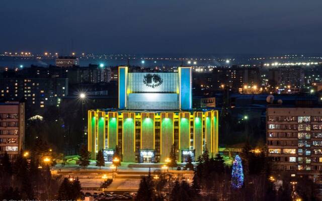 Апартаменты InnHome Apartments - Revolution Square вид на фасад