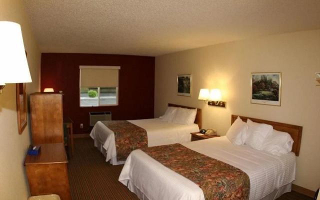 Lake House Hotel