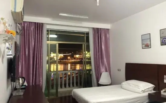 Chaoyin Island Hostel