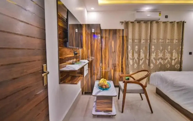 Hotel Aura Inn