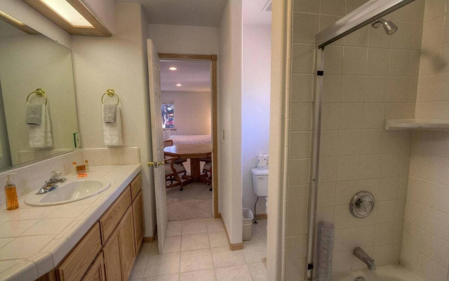 Pine Haven by Lake Tahoe Accommodations