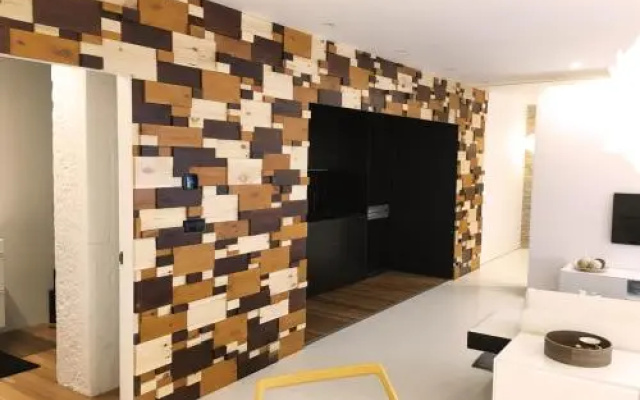 Color Apartments I