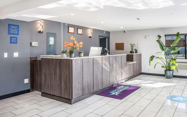 Americas Best Value Inn East Peoria