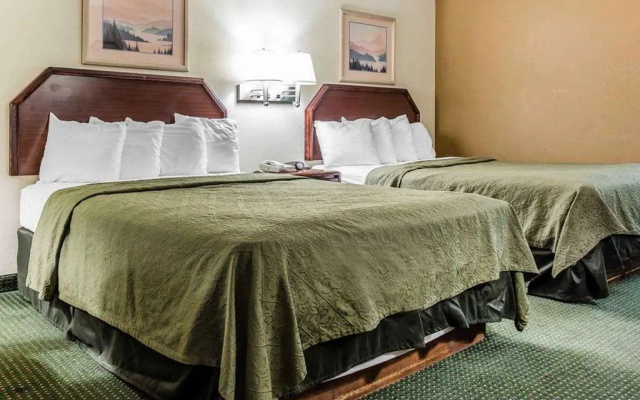 Quality Inn & Suites Stockbridge