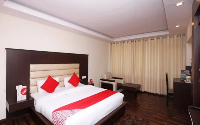 OYO 19973 Hotel Sunrise