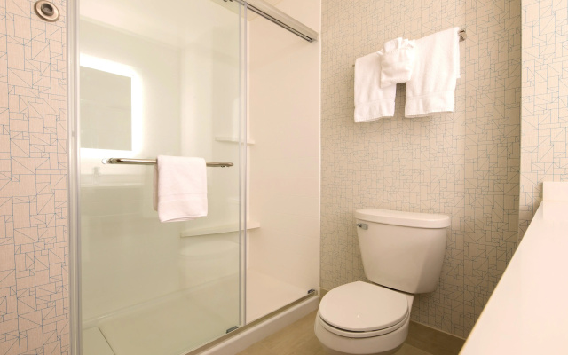 Holiday Inn Express & Suites Alpena - Downtown by IHG