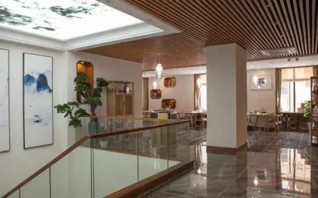 KX Hotel