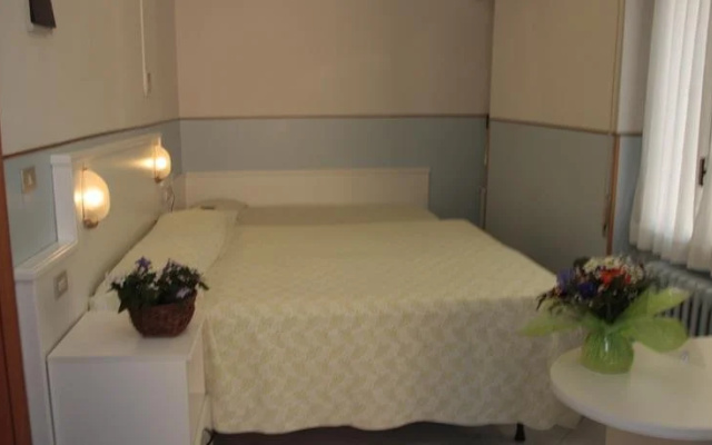 Albergo Ideal