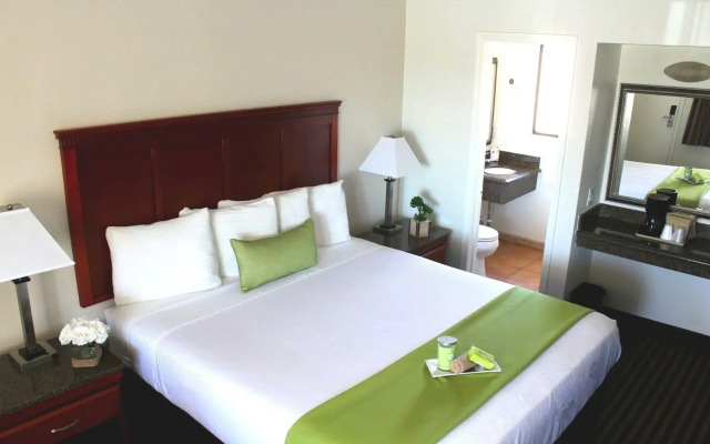 Marina Inn and Suites