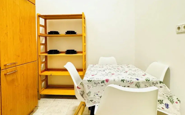 Affordable Apt Near Stadthalle