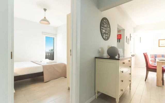 Bays Secrets Apartment by Atlantic Holiday