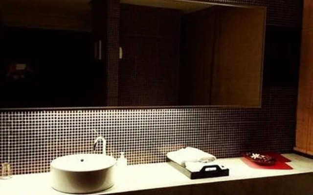 We Love Hotel Shanghai Wuzhong Road