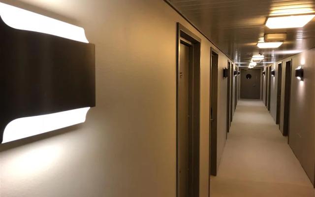 Pilot Airport Hotel