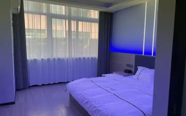 Luan Holiday Hotel, Wuhu County