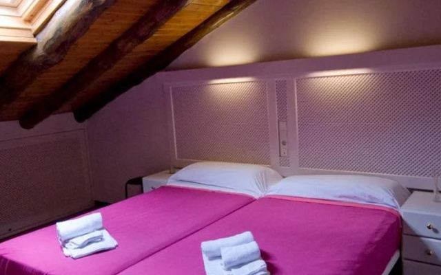 Hostel Micolau