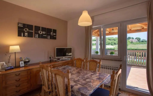 Apartments Holliday House Leylandia