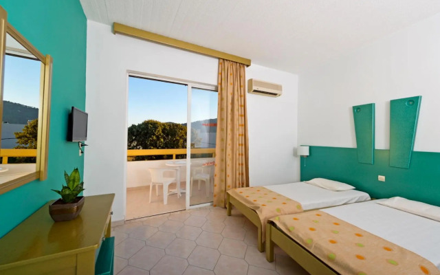 Trianta Hotel Apartments