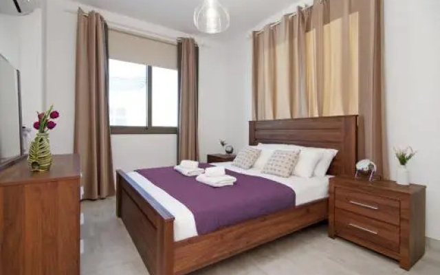 Holiday home 4 bedrooms 3 bathrooms - Paralimni