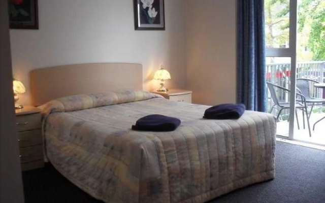 Victoria Hotel Suites
