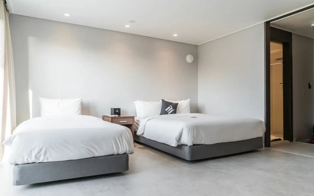 Namhae Sports Park Hotel