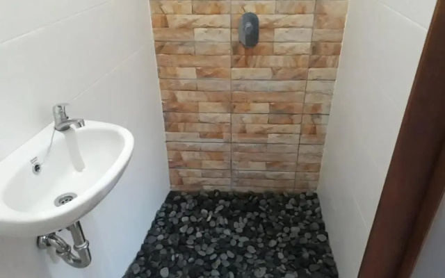 permana guesthouse