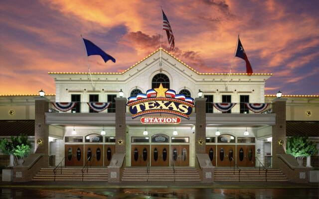 Отель Texas Station Gambling Hall & Hotel США, Северный Лас-Вегас - отзывы, цены и фото номеров - забронировать отель Texas Station Gambling Hall & Hotel онлайн вид на фасад