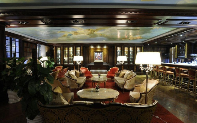 Shanghai Imperial Palace Club